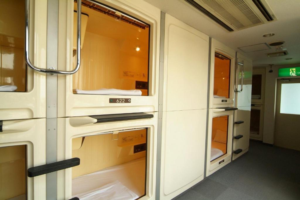 Capsule Hotel & Sauna Cosmo Plaza Akabane Tokyo Room photo